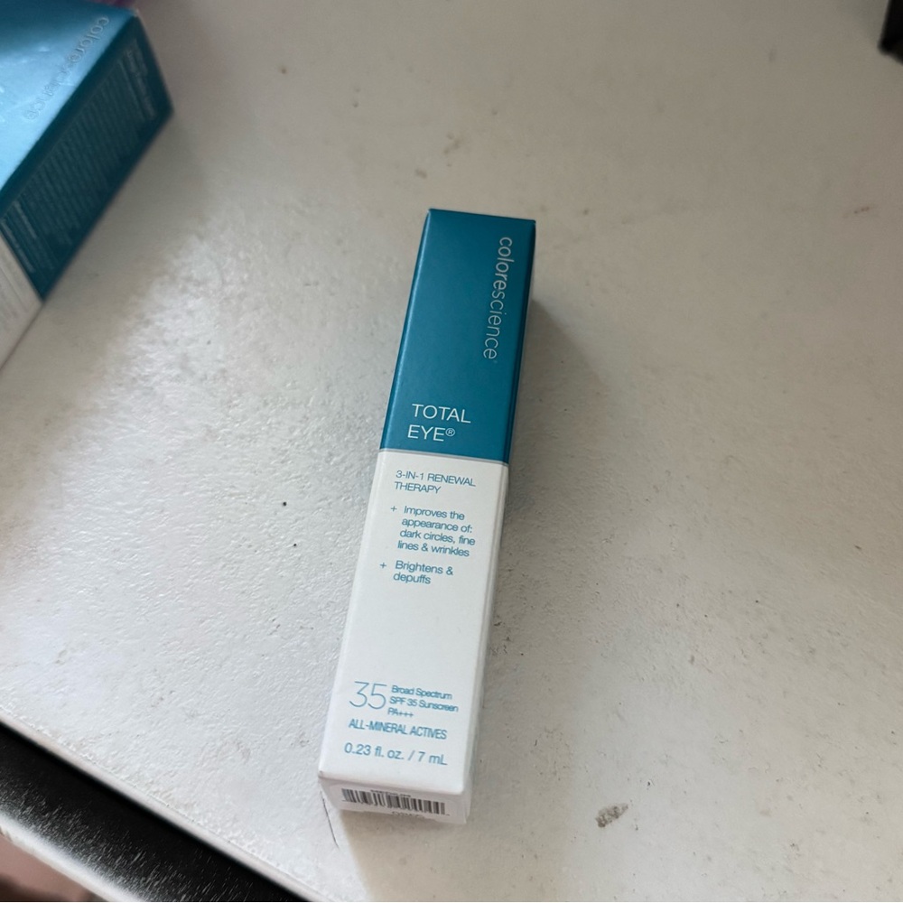 Colorscience Total Eye® 3-In-1 Renewal Therapy SPF 35